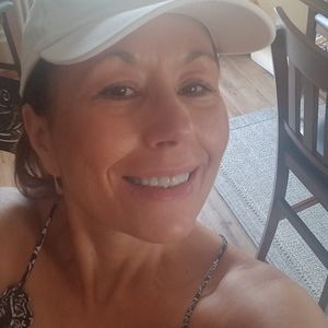 Meet your Posher, Cherie